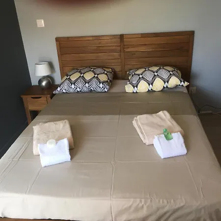 T4 Duplex Centre-port/terrasse/wifi/parking/clim